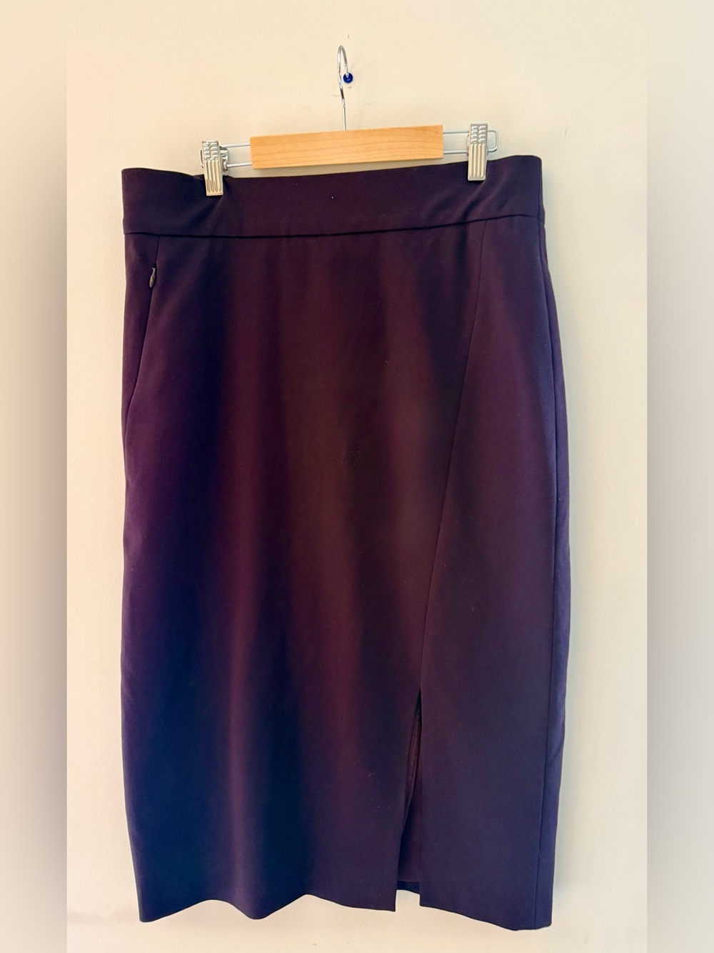 Akris Punto Chocolate Brown Wool Penci Skirt midi Front Slit. US 10 Luxury NWOT